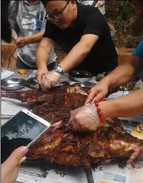 1540343121764054.jpg 烧烤.jpg